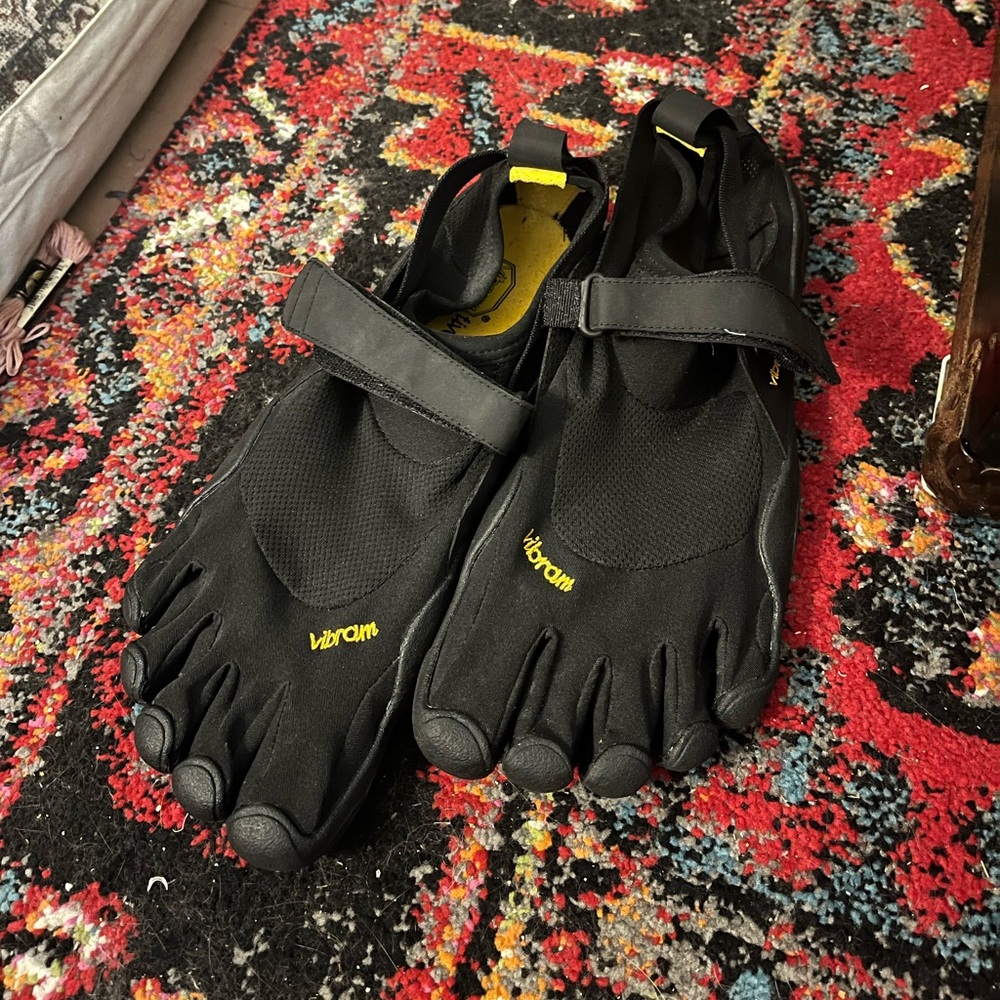 Vibram Women’s W148 Finger Athletic Shoes